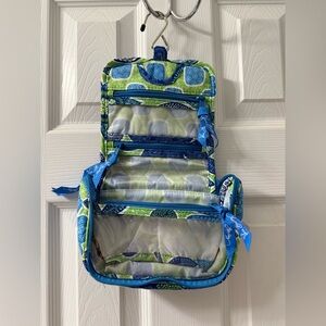 Vera Bradley Doodle Daisy Hanging Essentials Makeup Bag